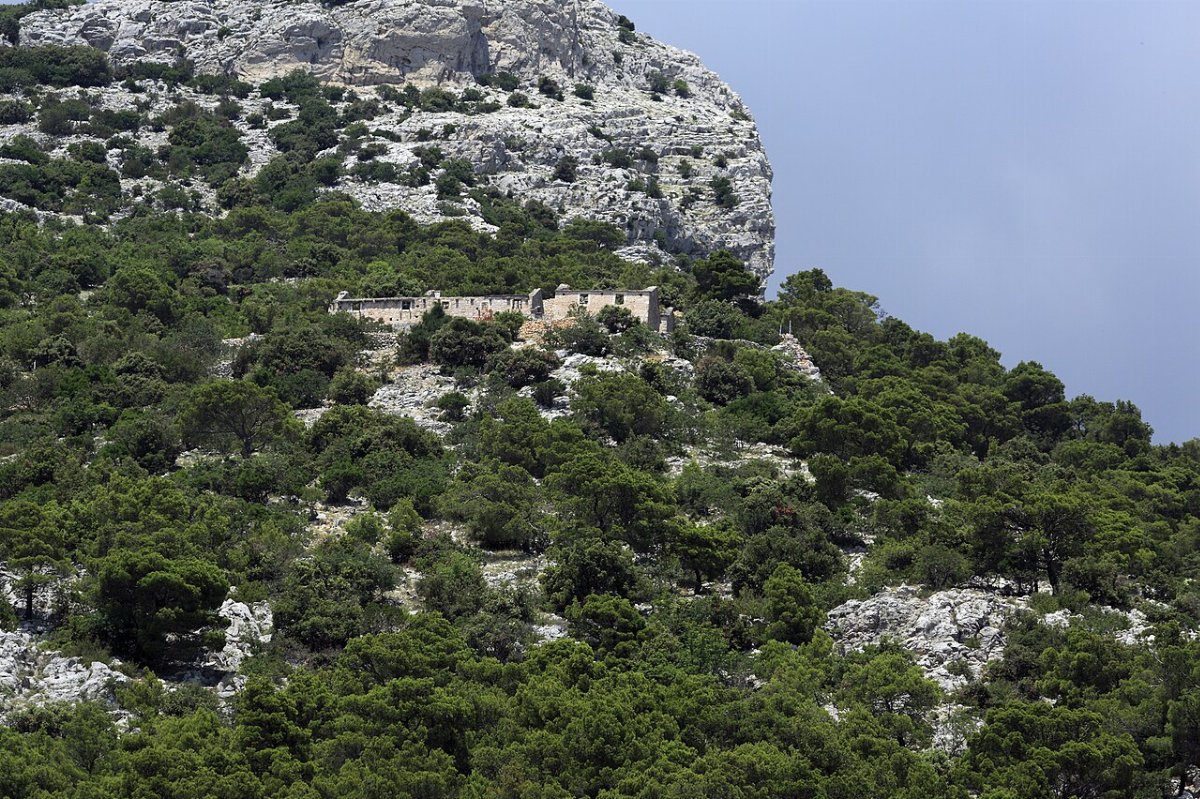 Cerkev in hise puscave stipancic murvica