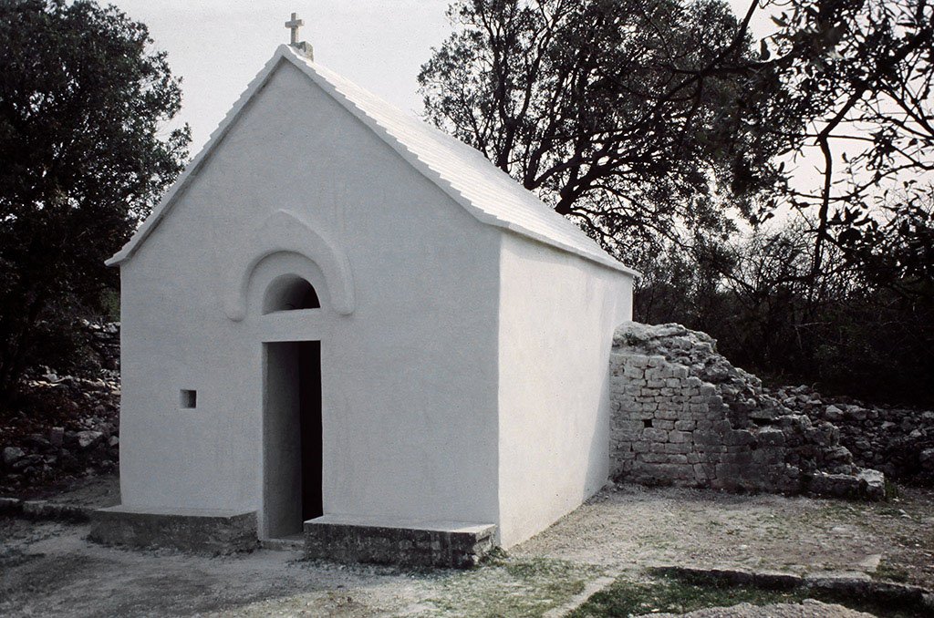 Cerkev stomorica lozisca