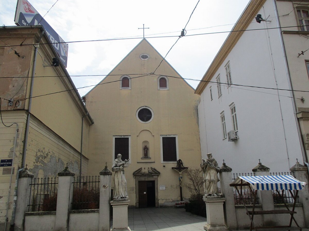 Cerkev sv jakoba s samostanom osijek