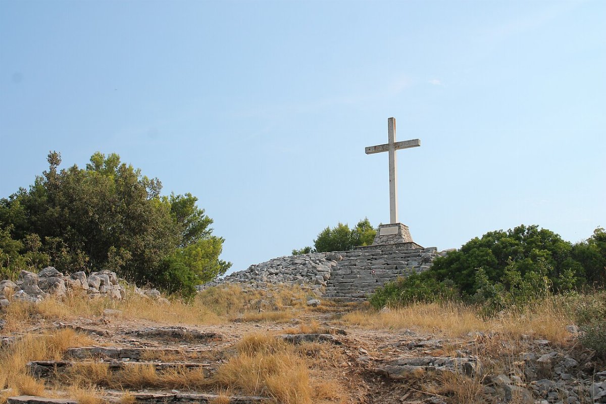 Prazgodovinsko gradisce vela straza gornje selo